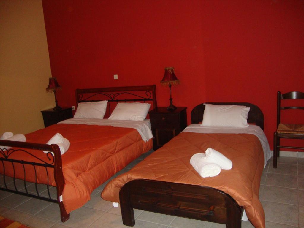Kafiona Guesthouse Pírgos Dhiroú Szoba fotó