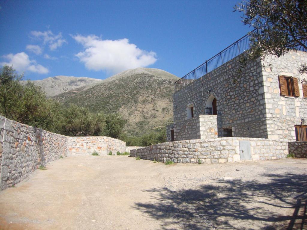 Kafiona Guesthouse Pírgos Dhiroú Kültér fotó